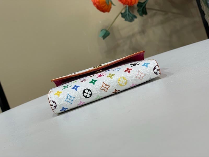 Product thumbnail 8