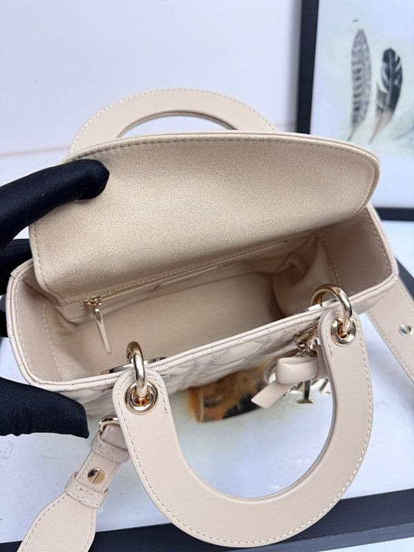 Product thumbnail 6