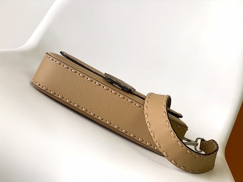 Product thumbnail 7