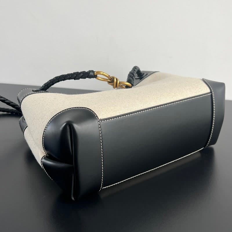Product thumbnail 7