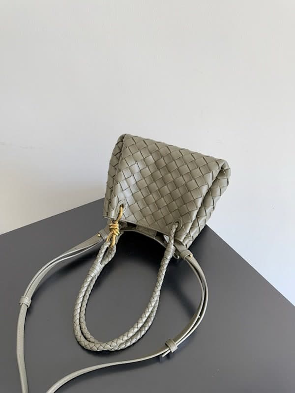 Product thumbnail 5