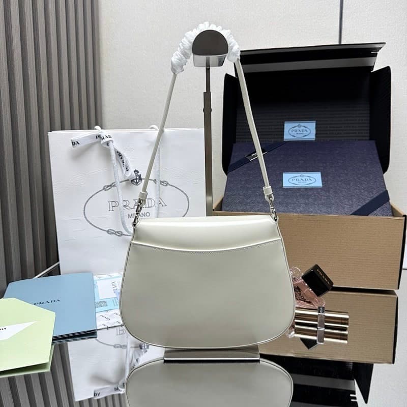 Product thumbnail 9