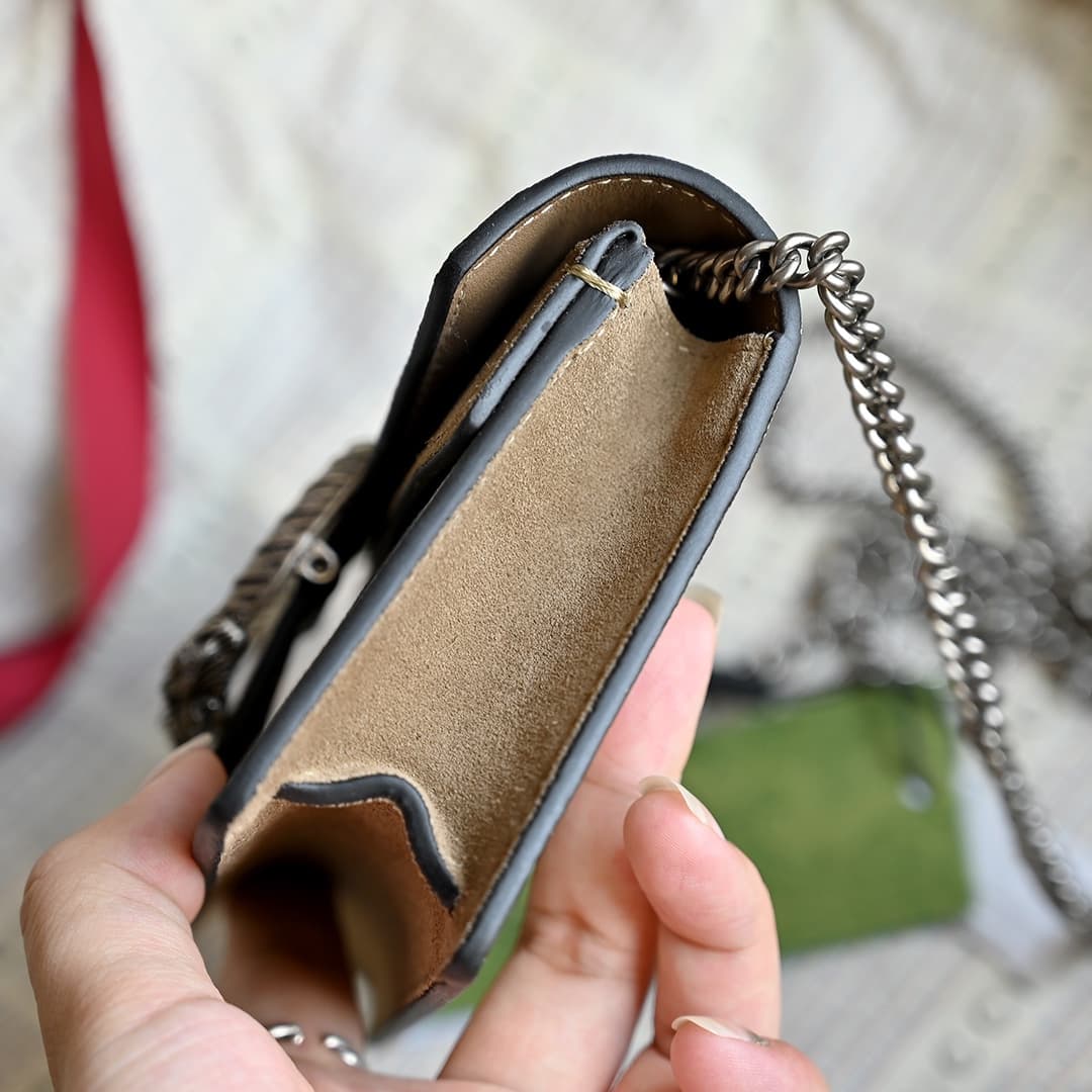Product thumbnail 4