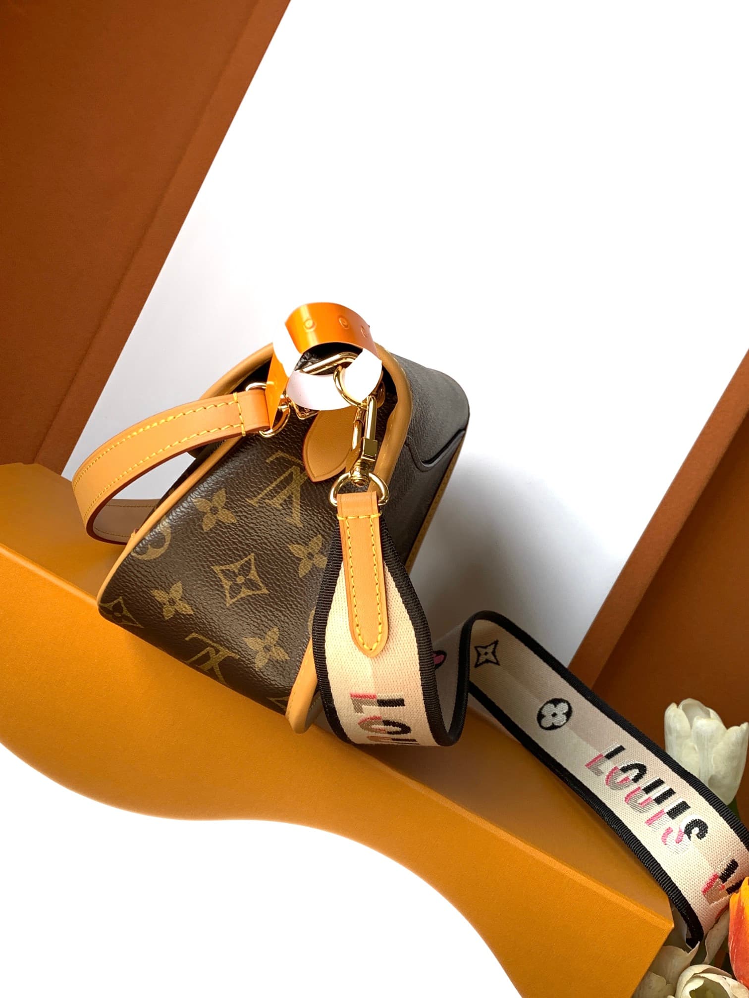 Product thumbnail 6