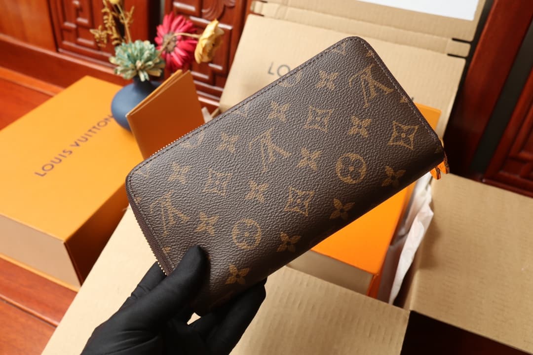 Product thumbnail 9